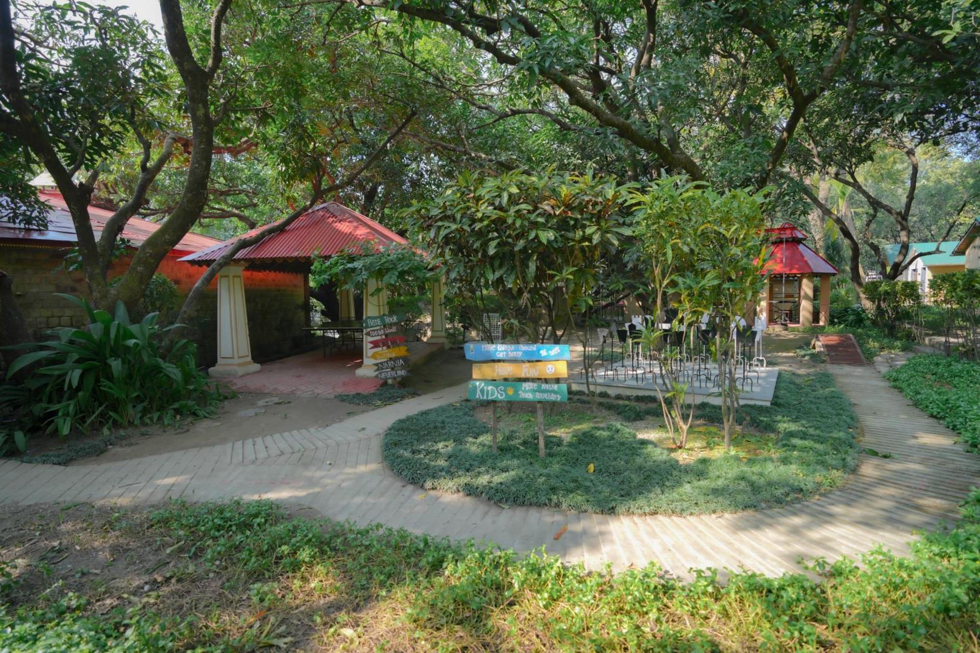 The Den Corbett Resort Chilkiya Range Exterior photo