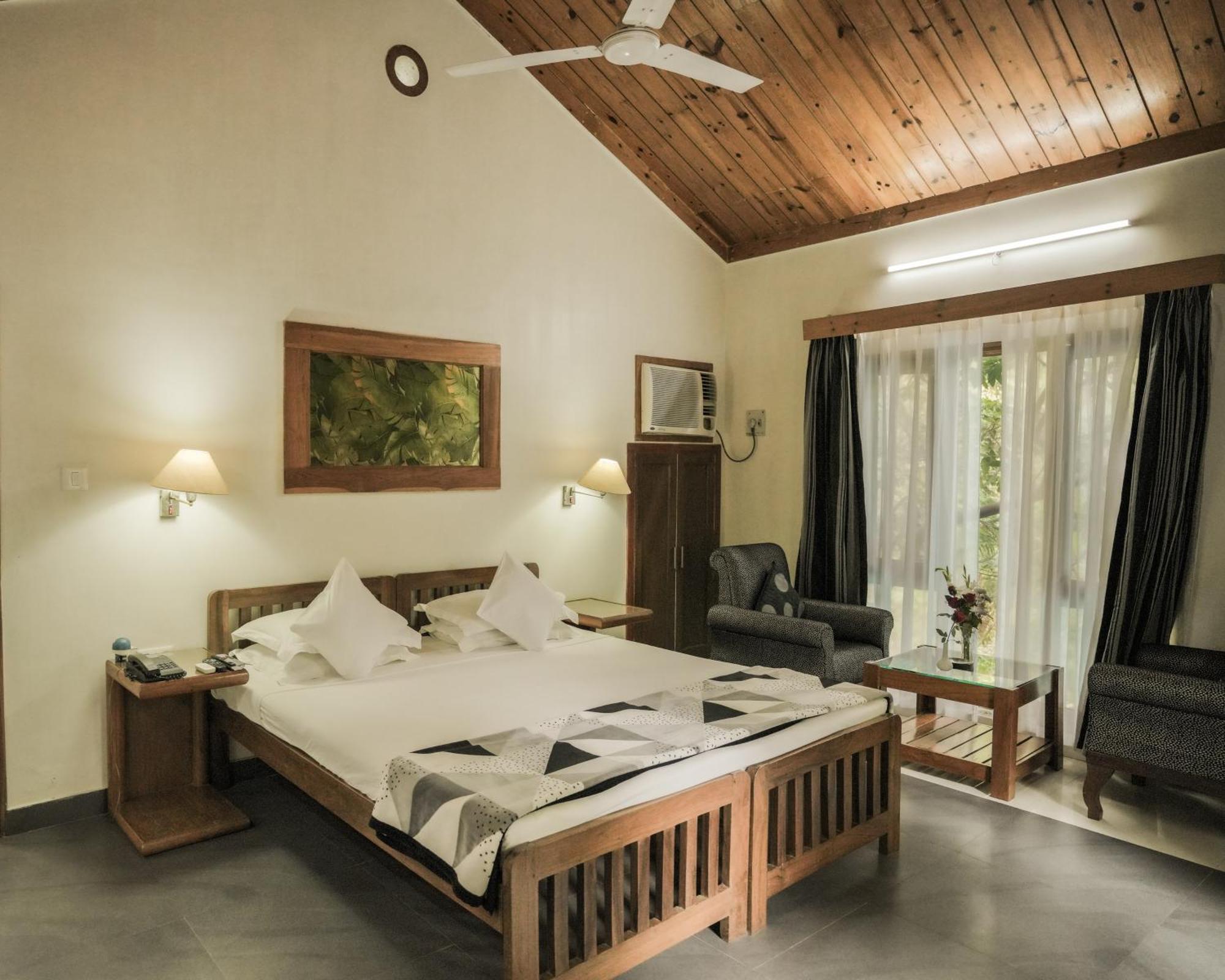 The Den Corbett Resort Chilkiya Range Exterior photo