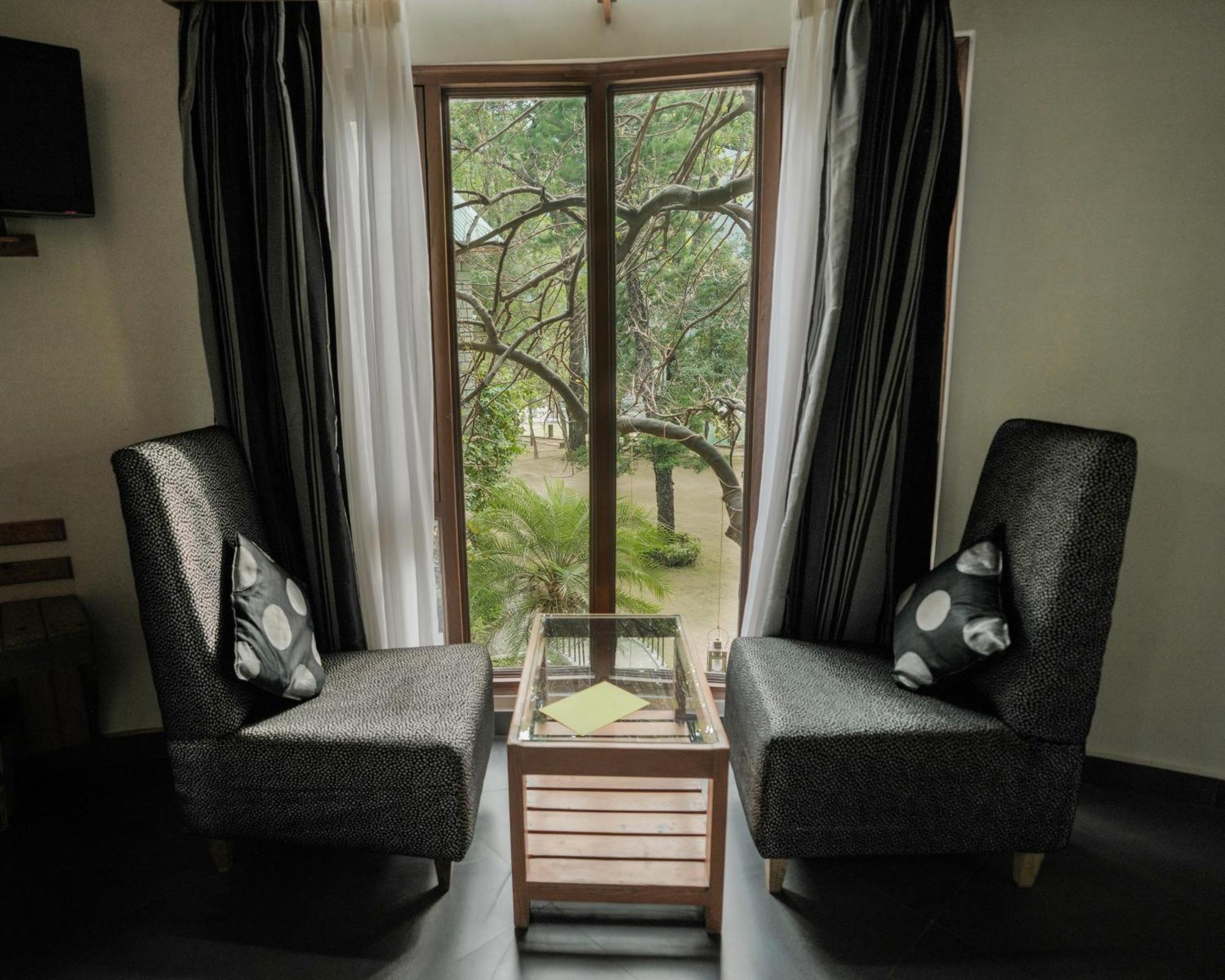 The Den Corbett Resort Chilkiya Range Exterior photo